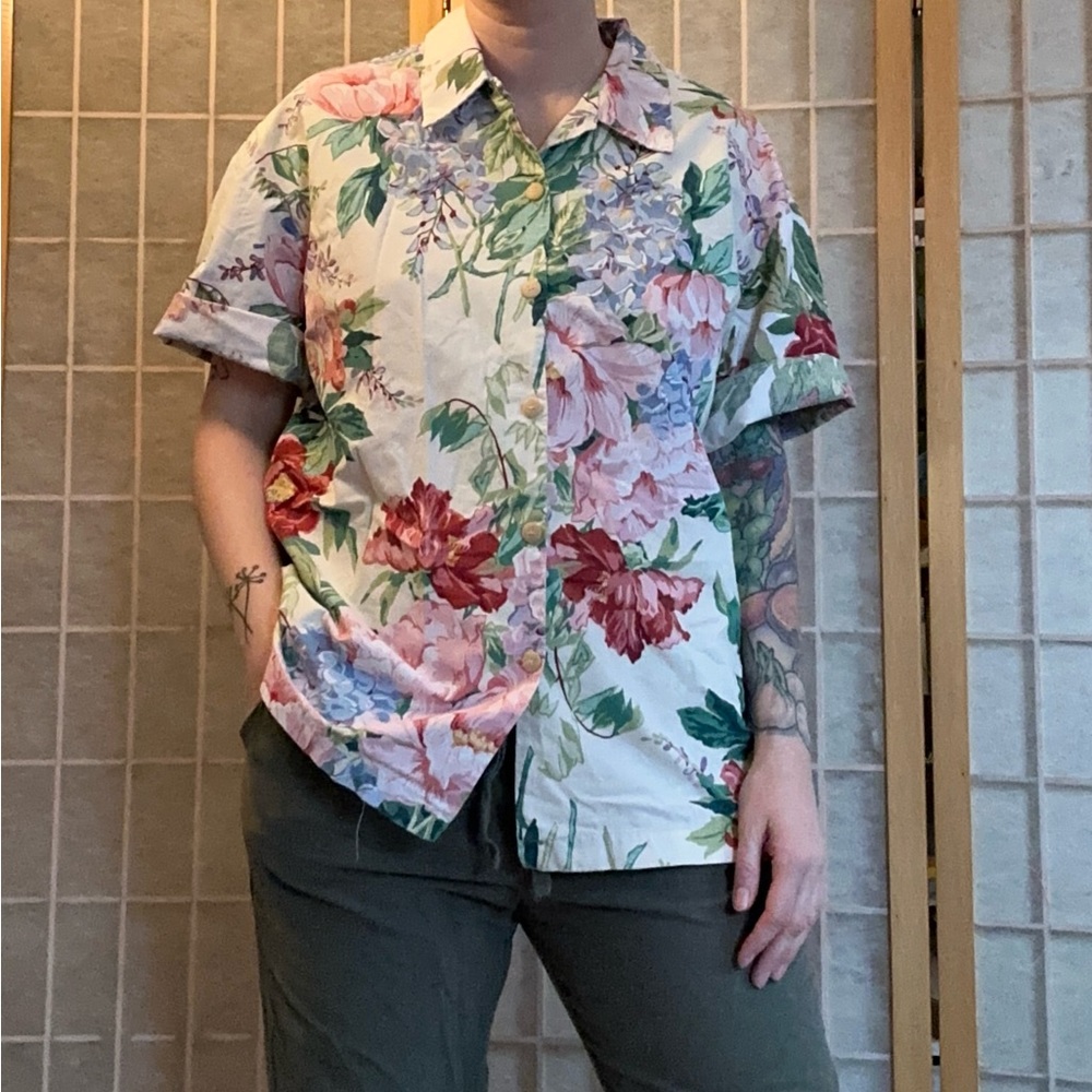 Karen Kane vintage 100% cotton button up